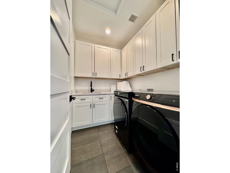 Furnished interior view inside a new home in , Superior (Image 37).