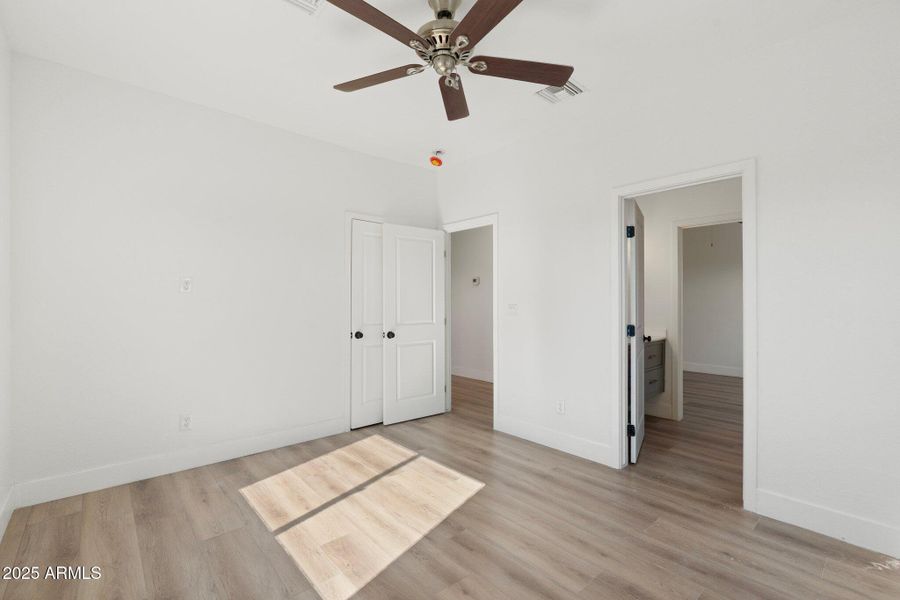 19-web-or-mls-DSC01552 19-web-or-mls-DSC01552