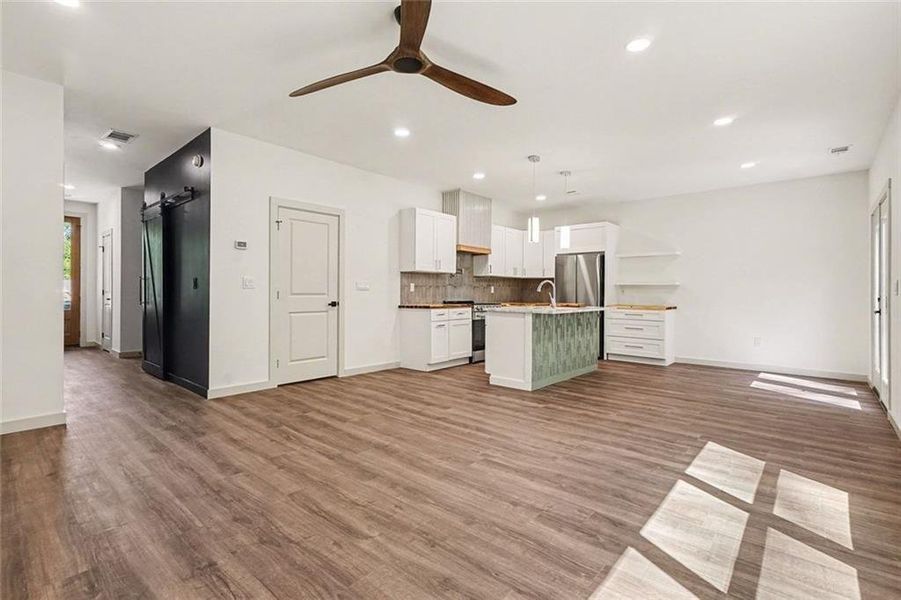 Spacious, unfurnished interior of a new home in , Conyers (Image 22).
