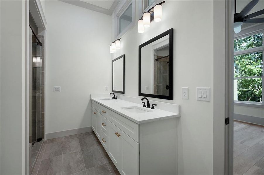 Furnished interior view inside a new home in , Jasper (Image 8).