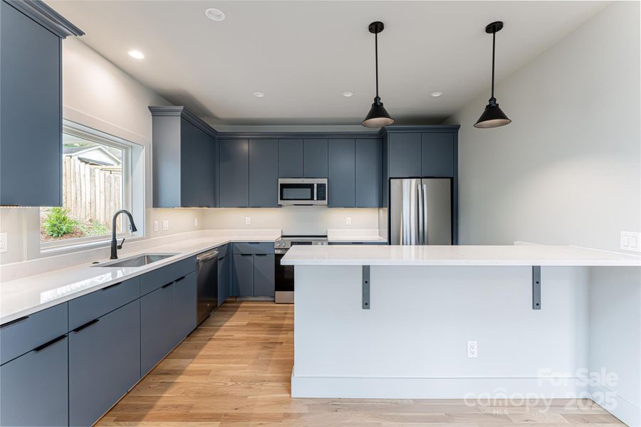 Photo of Similar Construction Photo of Similar Construction