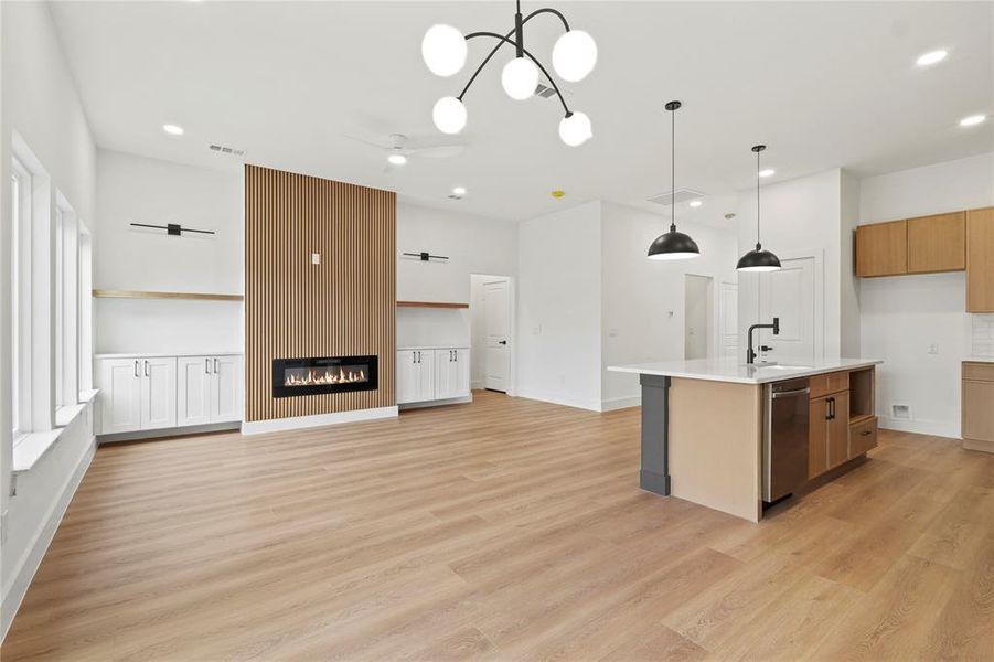 Spacious, unfurnished interior of a new home in , Dallas (Image 13).