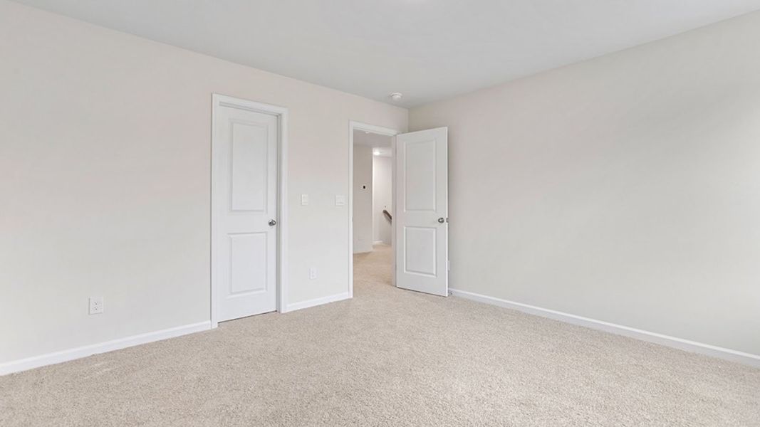 Spacious, unfurnished interior of a new home in Bryson Park, Lexington (Image 24).