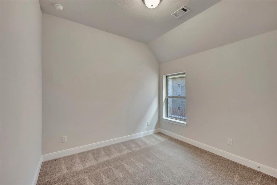Spacious, unfurnished interior of a new home in Creekshaw – Gardens, Royse City (Image 29). Spacious, unfurnished interior of a new home in Creekshaw – Gardens, Royse City (Image 29).