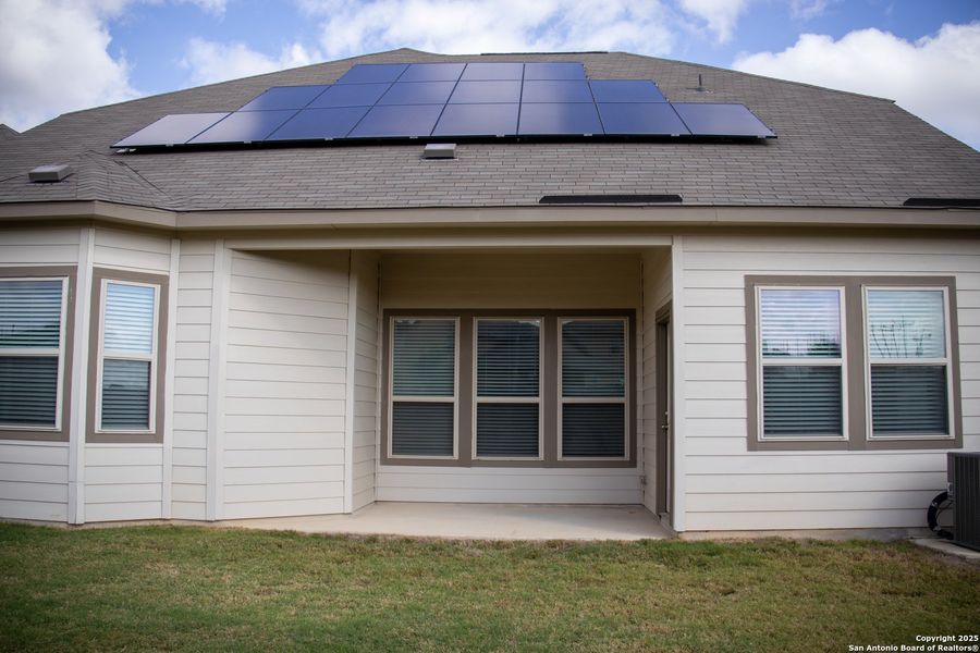 Exterior details and patio area of a home in Rhine Valley, Schertz (Image 4).