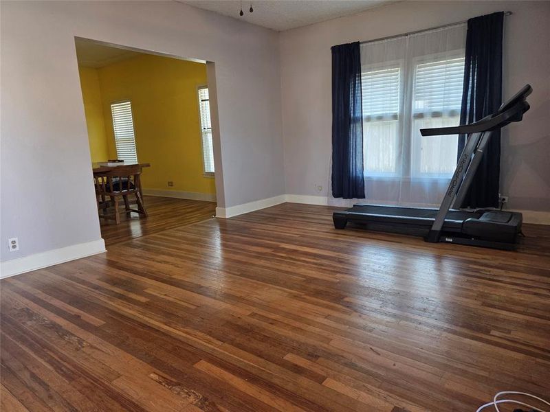 Spacious, unfurnished interior of a new home in , Cleburne (Image 16). Spacious, unfurnished interior of a new home in , Cleburne (Image 16).