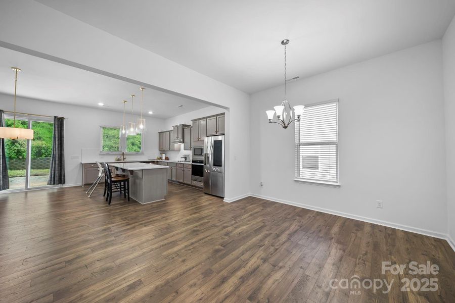 Image 47 of a home in .