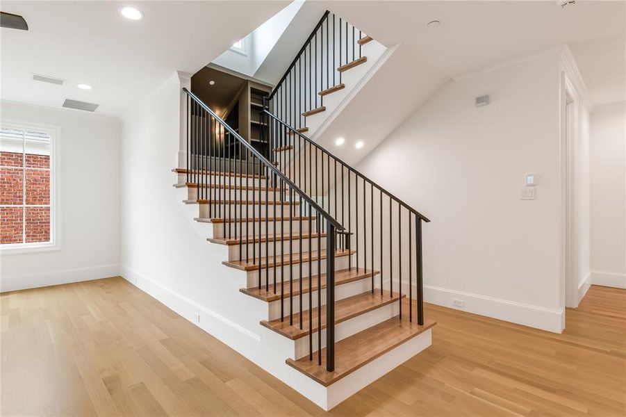 Spacious, unfurnished interior of a new home in , University Park (Image 15).