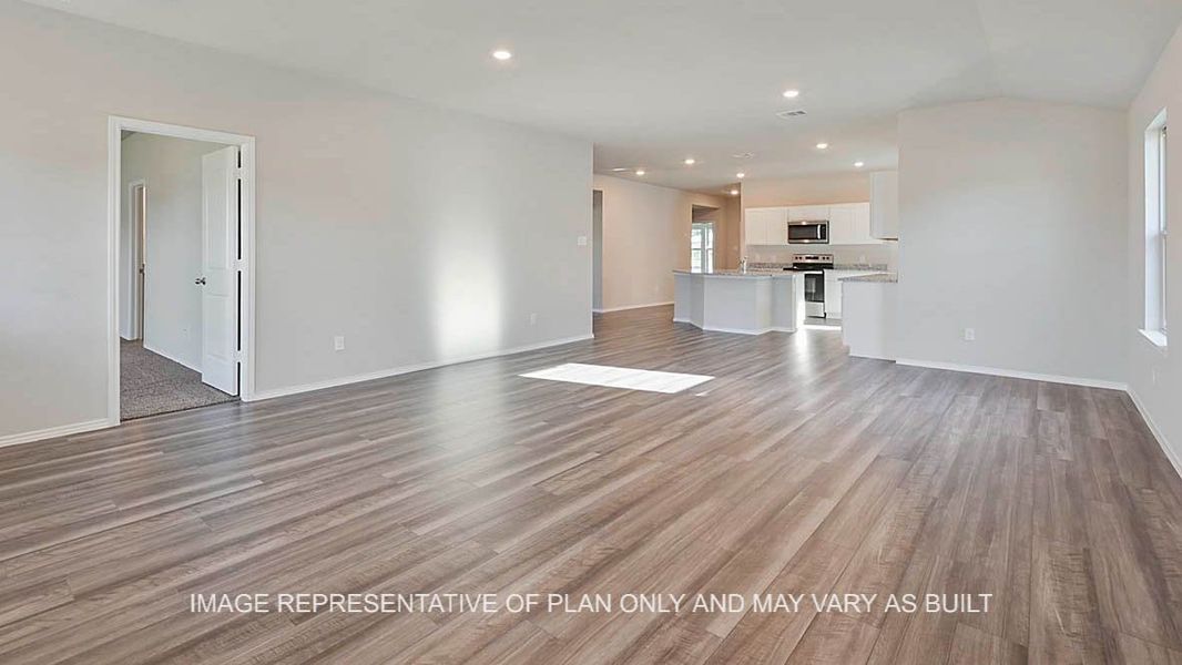 Spacious, unfurnished interior of a new home in Liberty Village, Brenham (Image 9).
