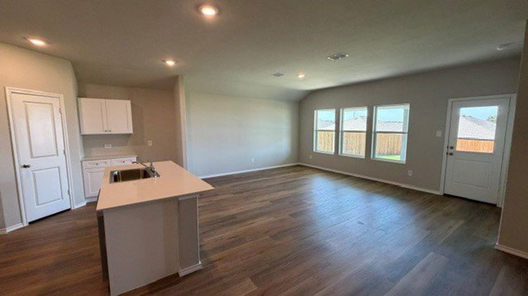 Spacious, unfurnished interior of a new home in Dry Creek, Bridgeport (Image 21). Spacious, unfurnished interior of a new home in Dry Creek, Bridgeport (Image 21).