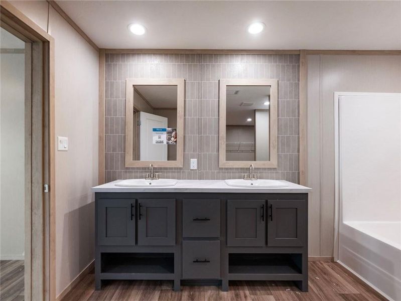 Furnished interior view inside a new home in , Gainesville (Image 7).