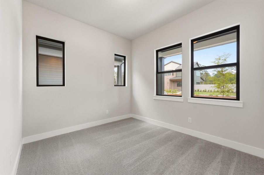 Spacious, unfurnished interior of a new home in Two Step Farm, Montgomery (Image 12).