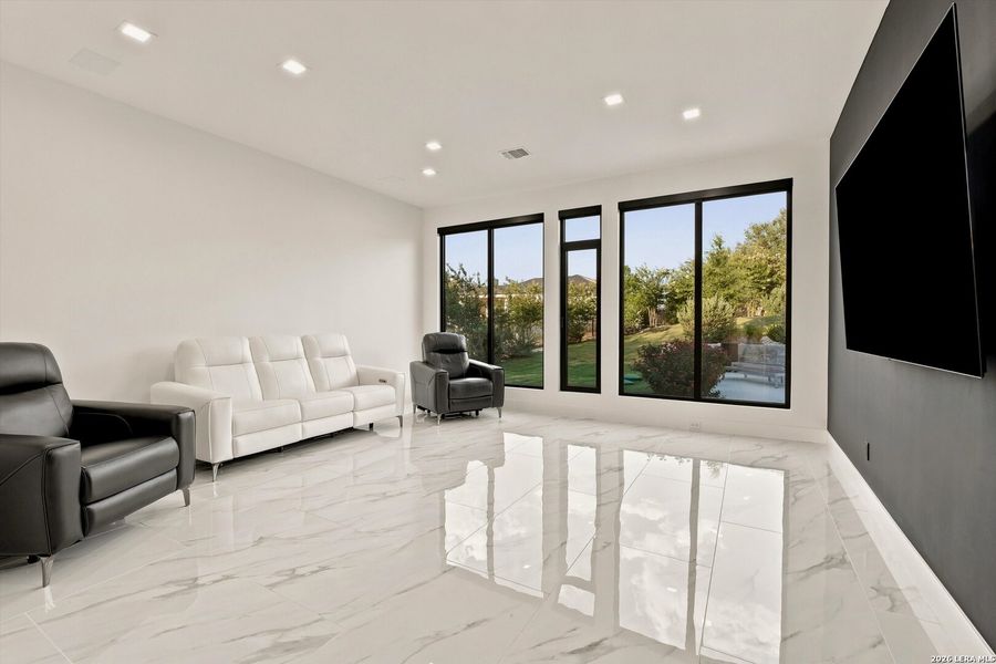 Image 80 of a home in .