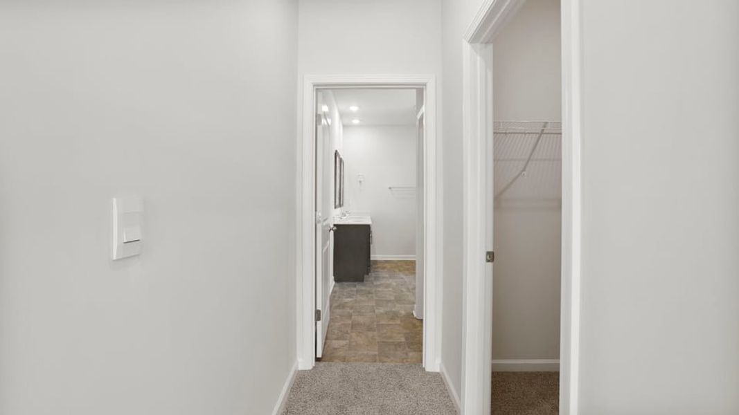 Representative unfurnished interior of a home built from the Aria by D.R. Horton in Rocky River Ridge, Anderson (Image 30).