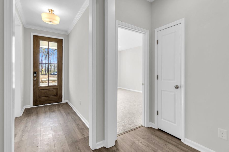 Spacious, unfurnished interior of a new home in Sweetgrass Station, Summerville (Image 20).