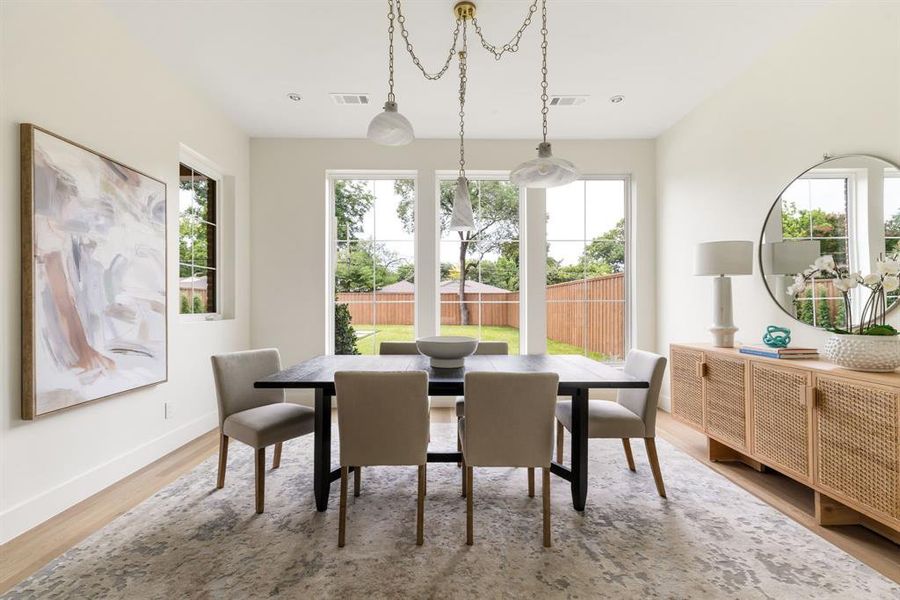 Furnished interior view inside a new home in , Dallas (Image 34). Furnished interior view inside a new home in , Dallas (Image 34).