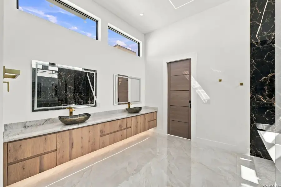 Furnished interior view inside a new home in , San Antonio (Image 10).