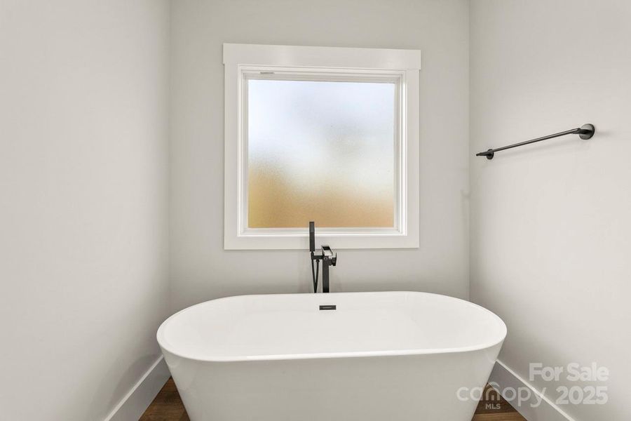 Close-up of interior finishes inside a home in , Lincolnton (Image 17).