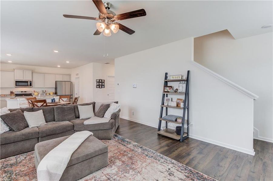 Furnished interior view inside a new home in Twin Lakes, Hoschton (Image 7).