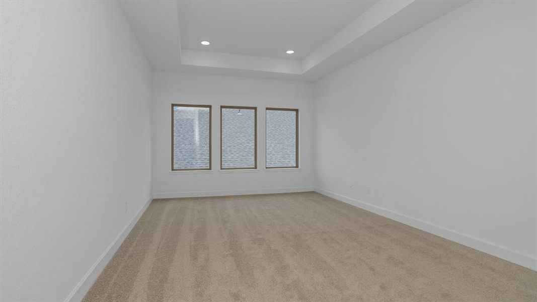 Spacious, unfurnished interior of a new home in Trinity Falls, McKinney (Image 20).