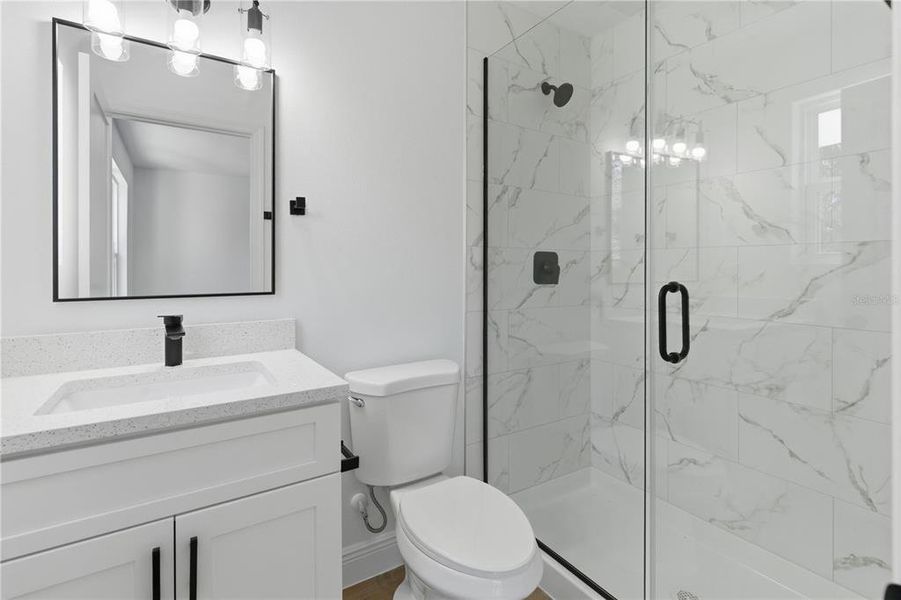 Furnished interior view inside a new home in , Altamonte Springs (Image 7).