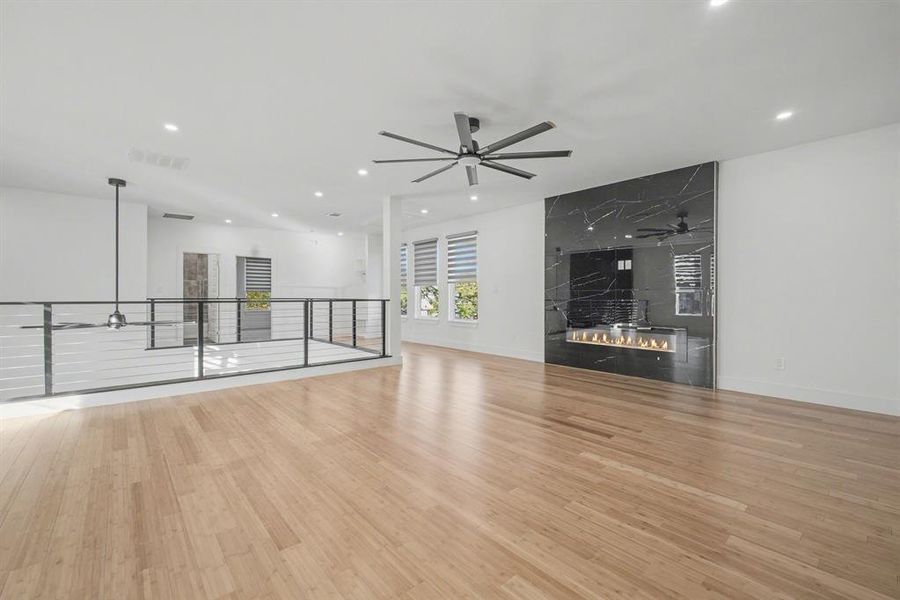 Spacious, unfurnished interior of a new home in , Dallas (Image 23).
