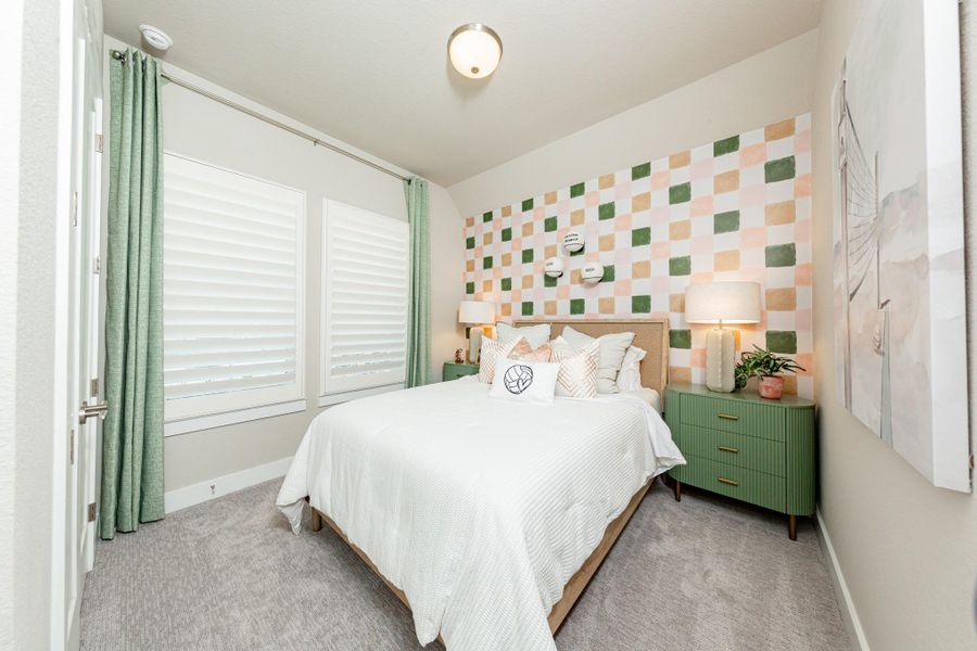 Representative model home photos shown for illustrative purposes only. Actual home, features, and finishes may vary. Home is currently under construction.