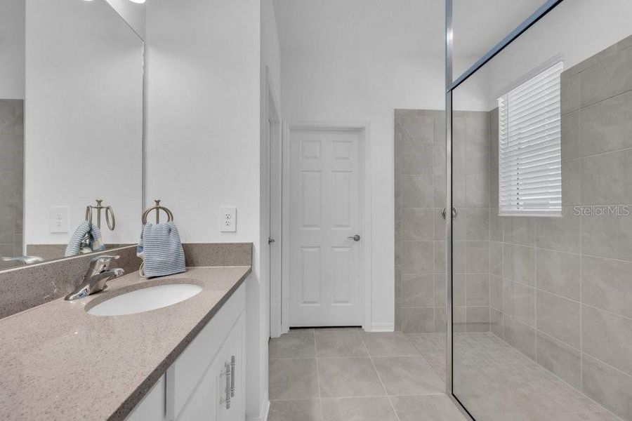 Furnished interior view inside a new home in , Sarasota (Image 19).