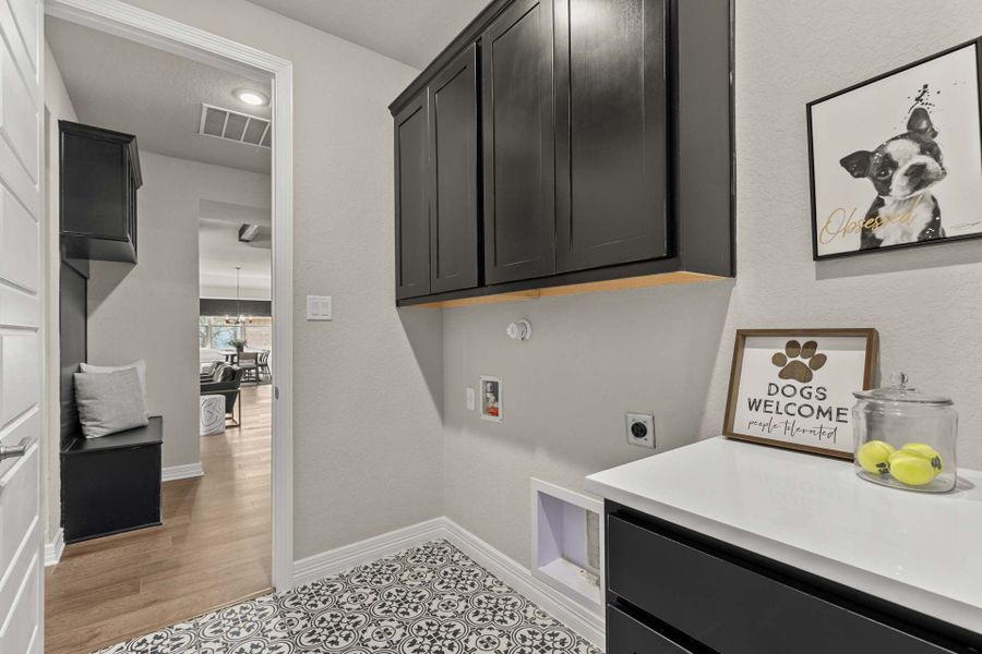 Representative furnished interior of a home built from the The Summerlin A by Davidson Homes LLC in Potranco Oaks, Castroville (Image 33).