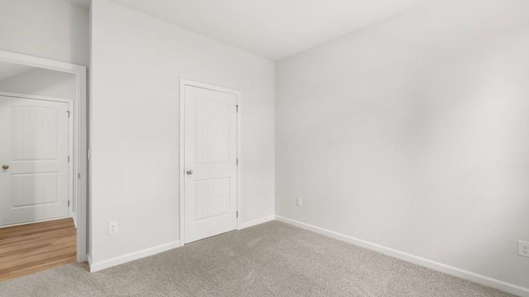 Spacious, unfurnished interior of a new home in Liberty Crossing, Braselton (Image 19).