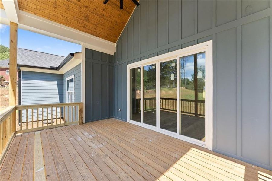 Exterior details and patio area of a home in , Gainesville (Image 23).