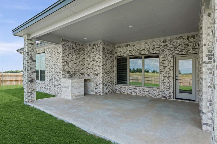 Exterior details and patio area of a home in , Troy (Image 28).
