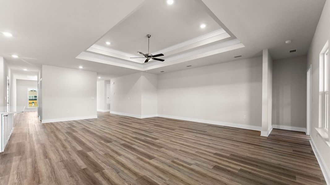 Spacious, unfurnished interior of a new home in Liberty, Panama City (Image 24).