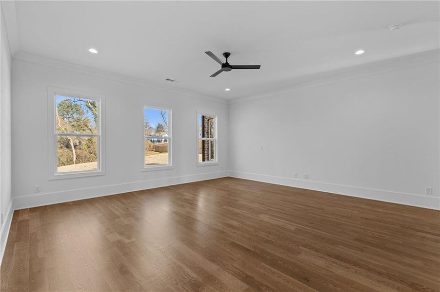 Spacious, unfurnished interior of a new home in , Buford (Image 54).
