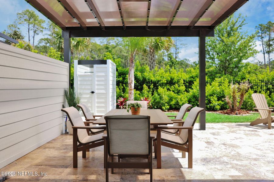 Exterior details and patio area of a home in , Ponte Vedra (Image 35).