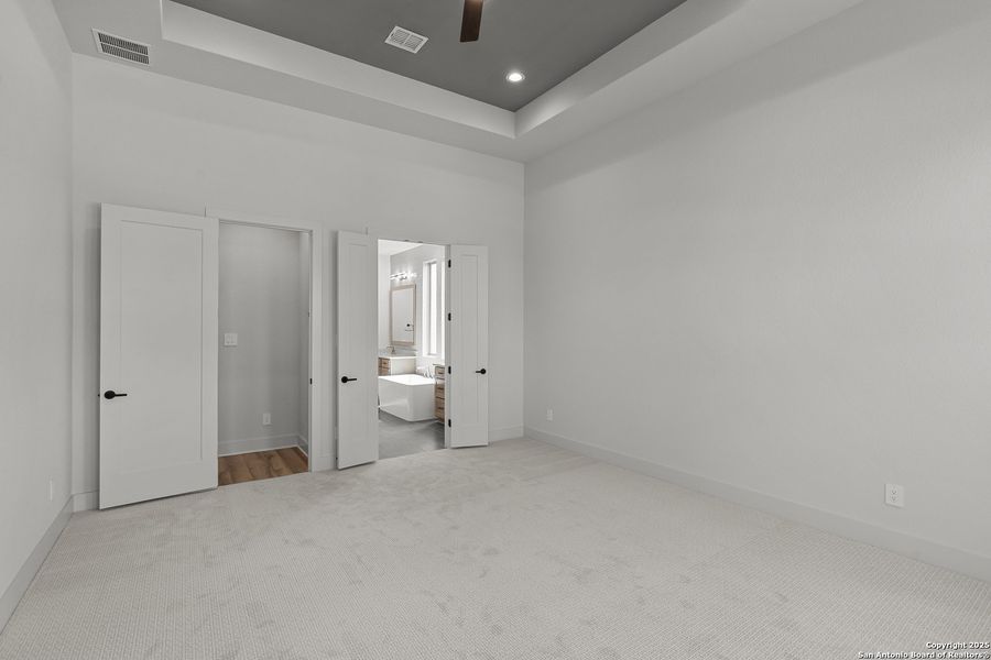 Spacious, unfurnished interior of a new home in Esperanza - 70', Boerne (Image 28). Spacious, unfurnished interior of a new home in Esperanza - 70', Boerne (Image 28).