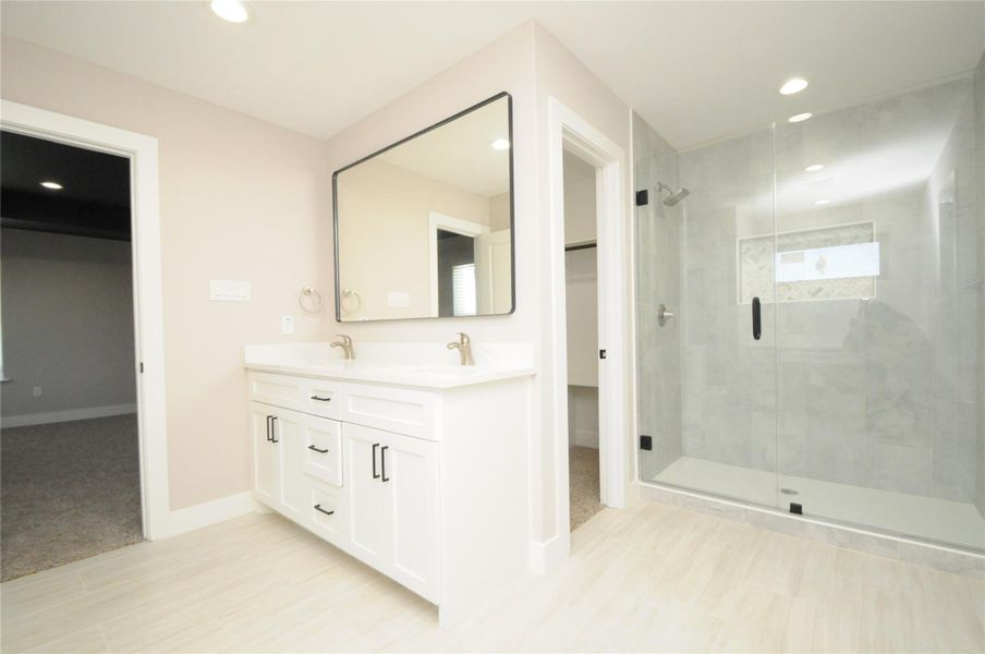 Image 34 of a home in .