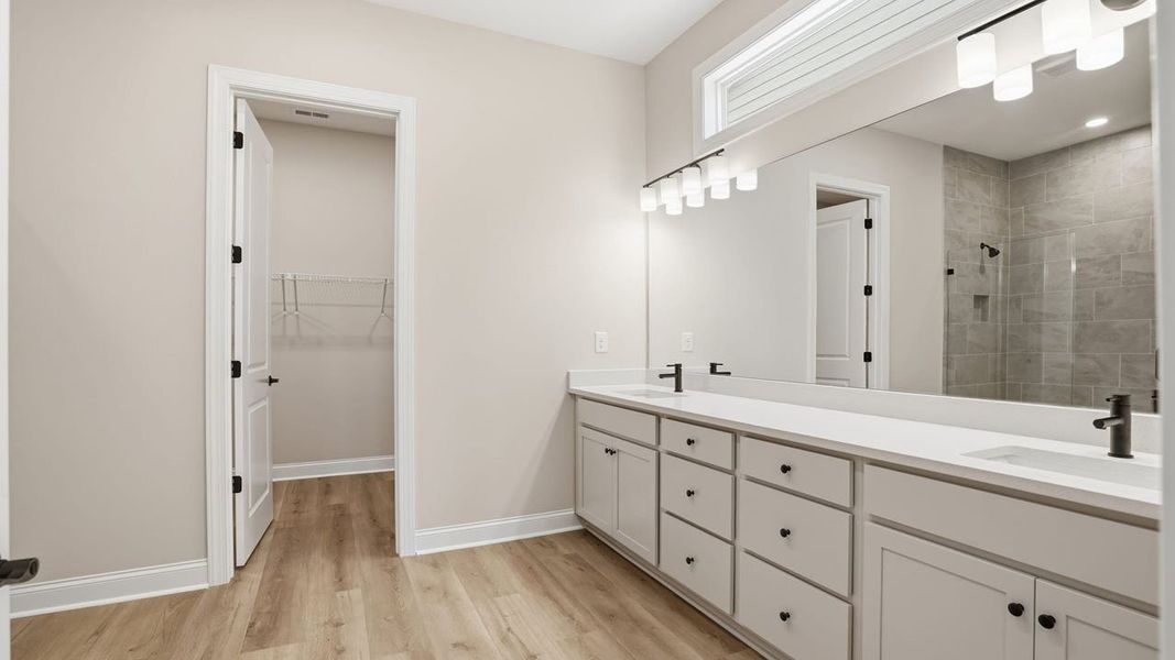 Owner's Bath Owner's Bath