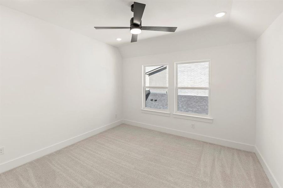 48. 591 Twilight - Bed 3