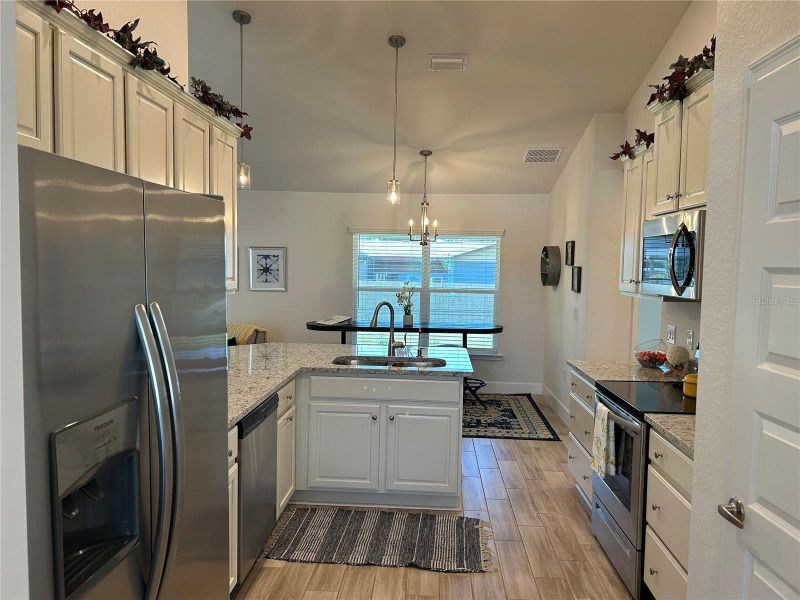 Furnished interior view inside a new home in Venice, Venice (Image 9).