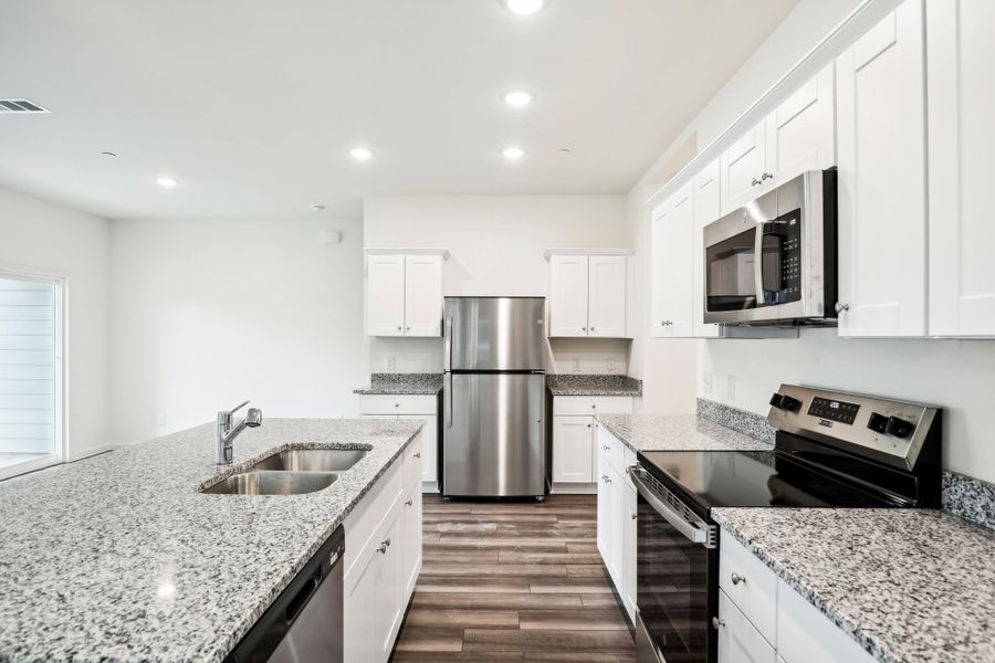 Representative furnished interior of a home built from the Glory by Starlight Homes in Broadmoor Village, Cedar Hill (Image 9).