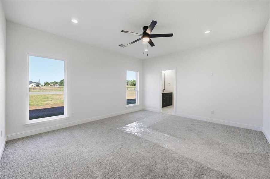 Spacious, unfurnished interior of a new home in , Boyd (Image 28).