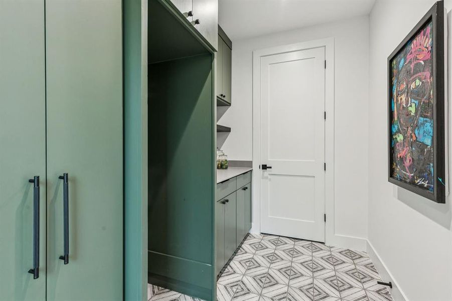 Furnished interior view inside a new home in , Dallas (Image 32). Furnished interior view inside a new home in , Dallas (Image 32).