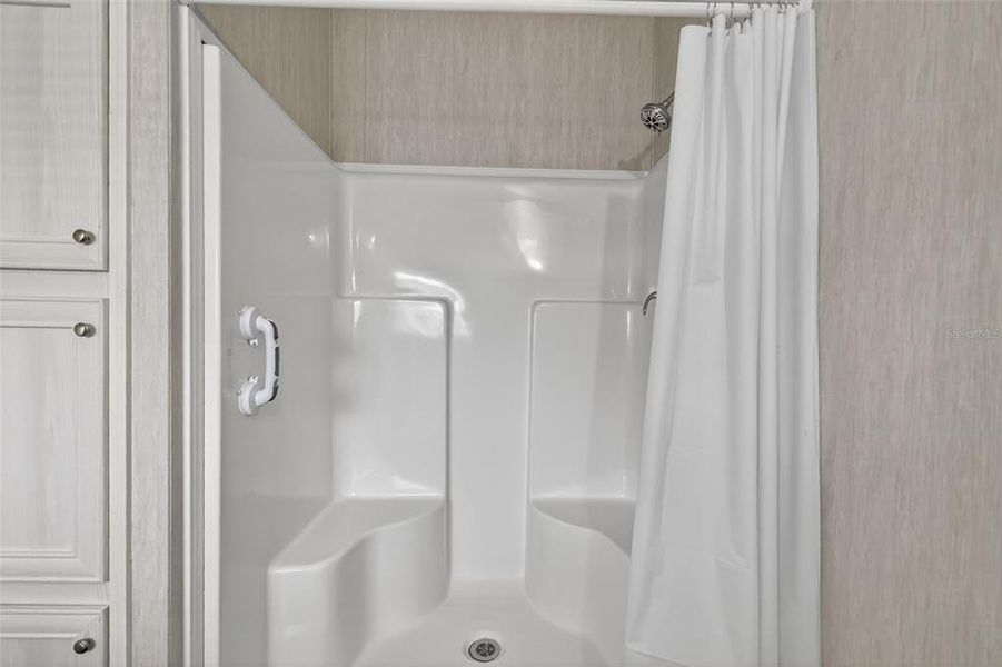 Image 33 of a home in . Image 33 of a home in .