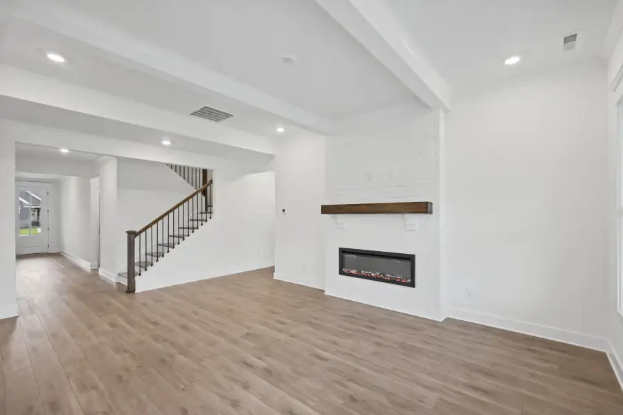 *Photo of example home. Selections & finishes may vary. *Photo of example home. Selections & finishes may vary.