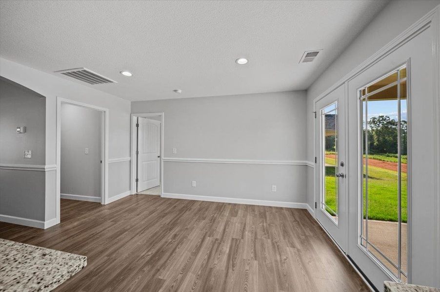 Spacious, unfurnished interior of a new home in Mills Gin, Campobello (Image 11).
