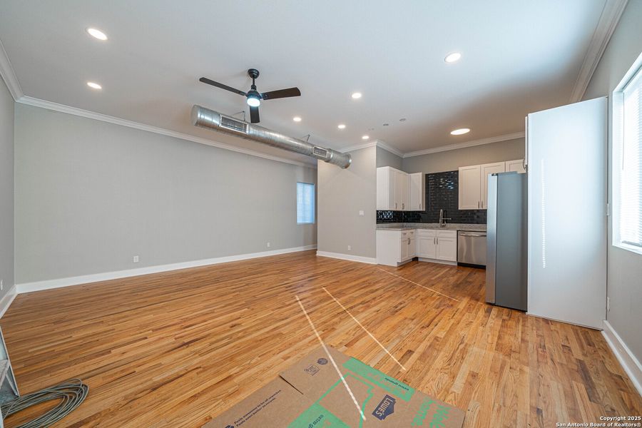 Spacious, unfurnished interior of a new home in , San Antonio (Image 17). Spacious, unfurnished interior of a new home in , San Antonio (Image 17).