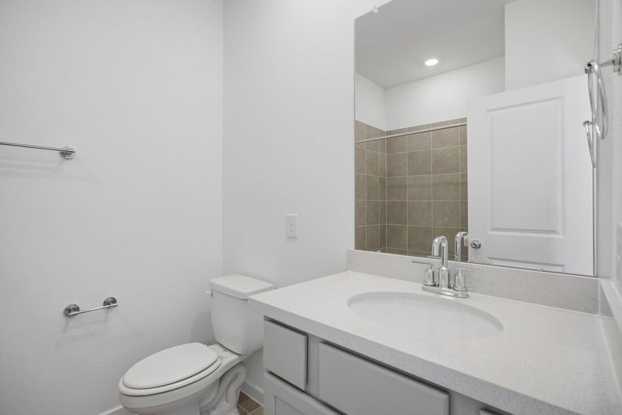 Furnished interior view inside a new home in Raburn Reserve 50s, Tomball (Image 6).