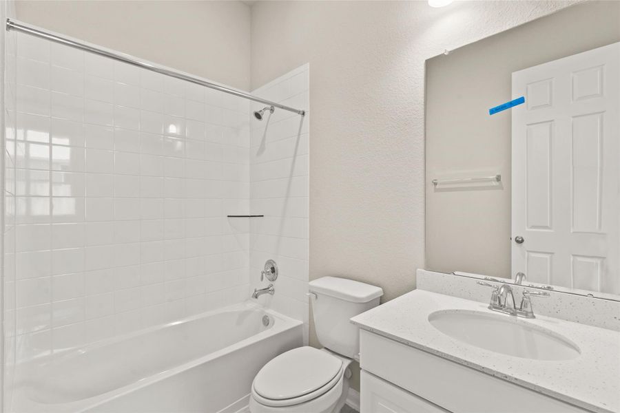 Note: Sample product photo. Actual exterior and interior selections may vary by homesite. Photo may be virtually staged