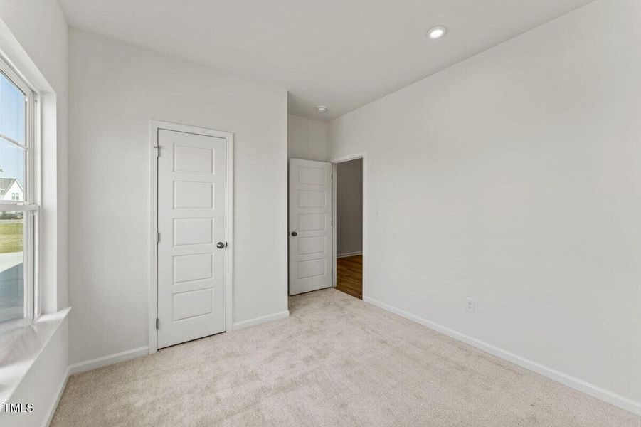 5 Bedroom 1 HHHunt Homes